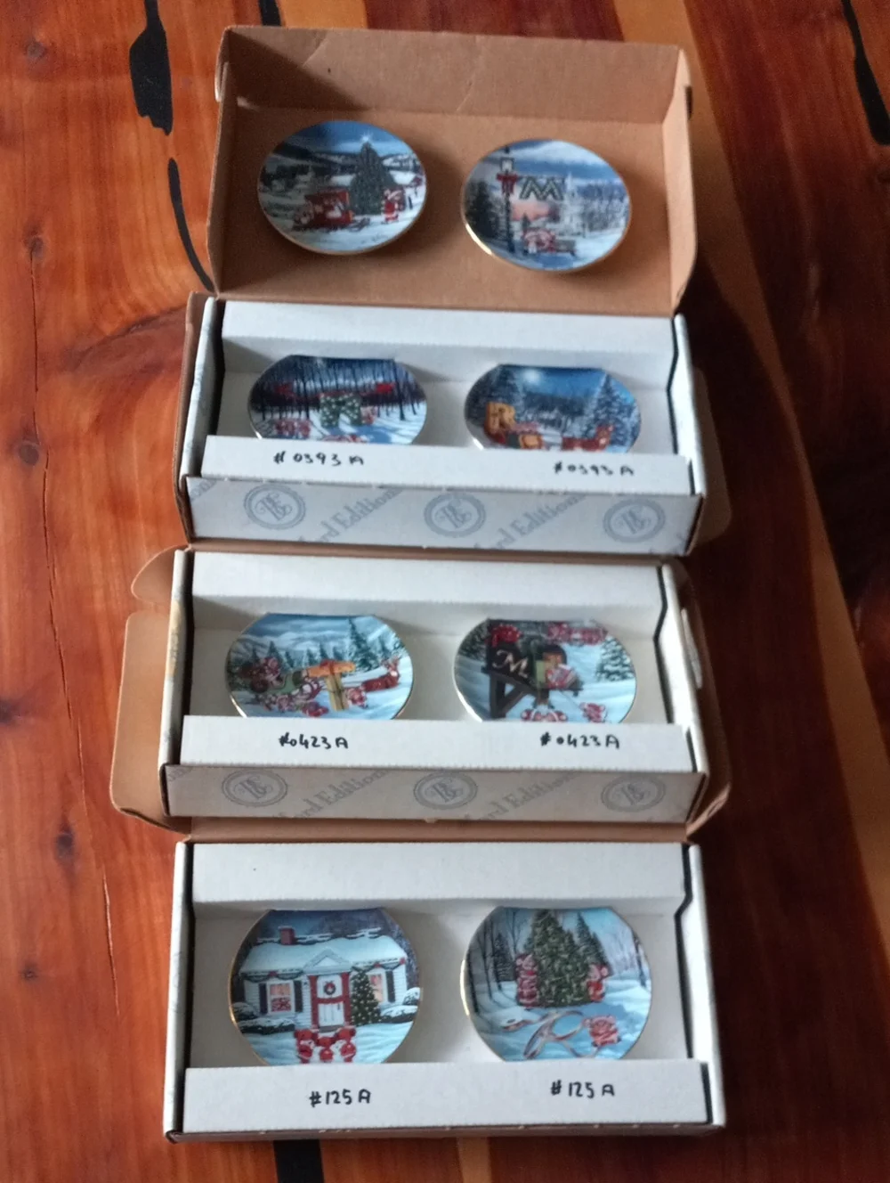 The Bradford Exchange A Merry Little Christmas Collector Plates - Winter Scenery